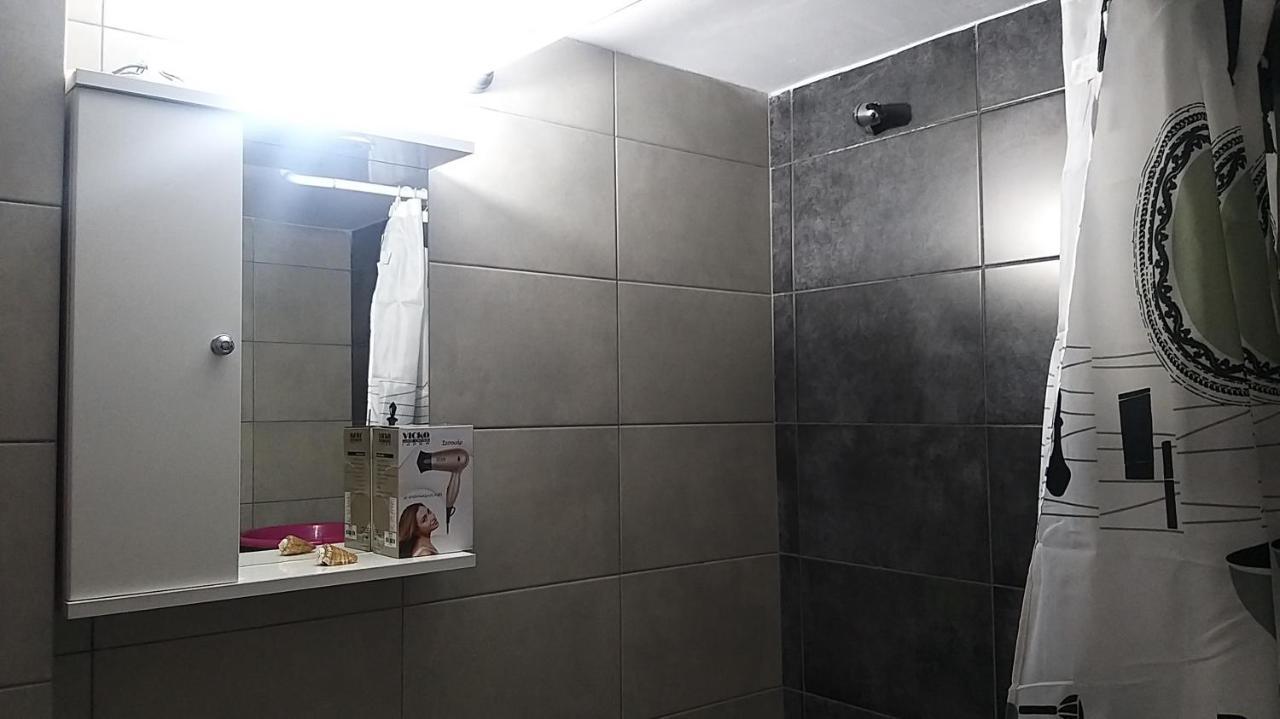 Jo'S Apartment In The Center カラマタ エクステリア 写真